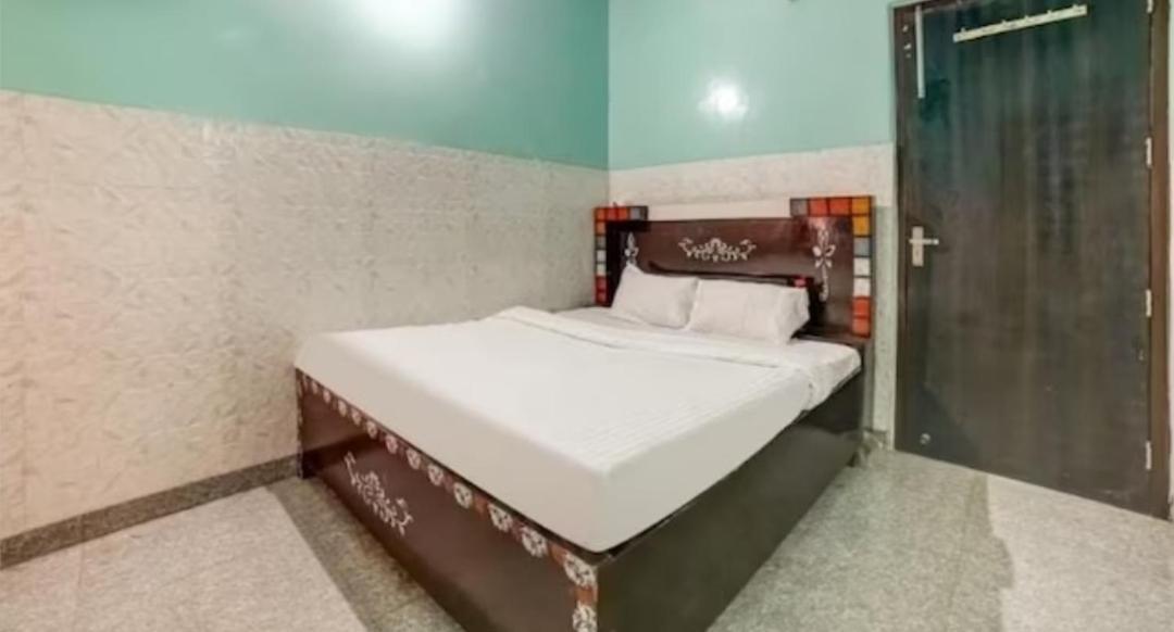 Tarun Guest House Palwal Exterior photo